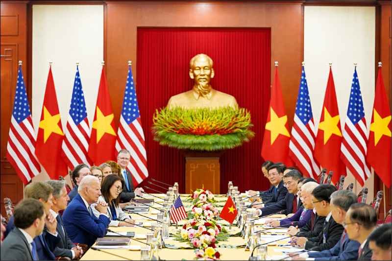拜登訪越南 美越升級「全面戰略夥伴」