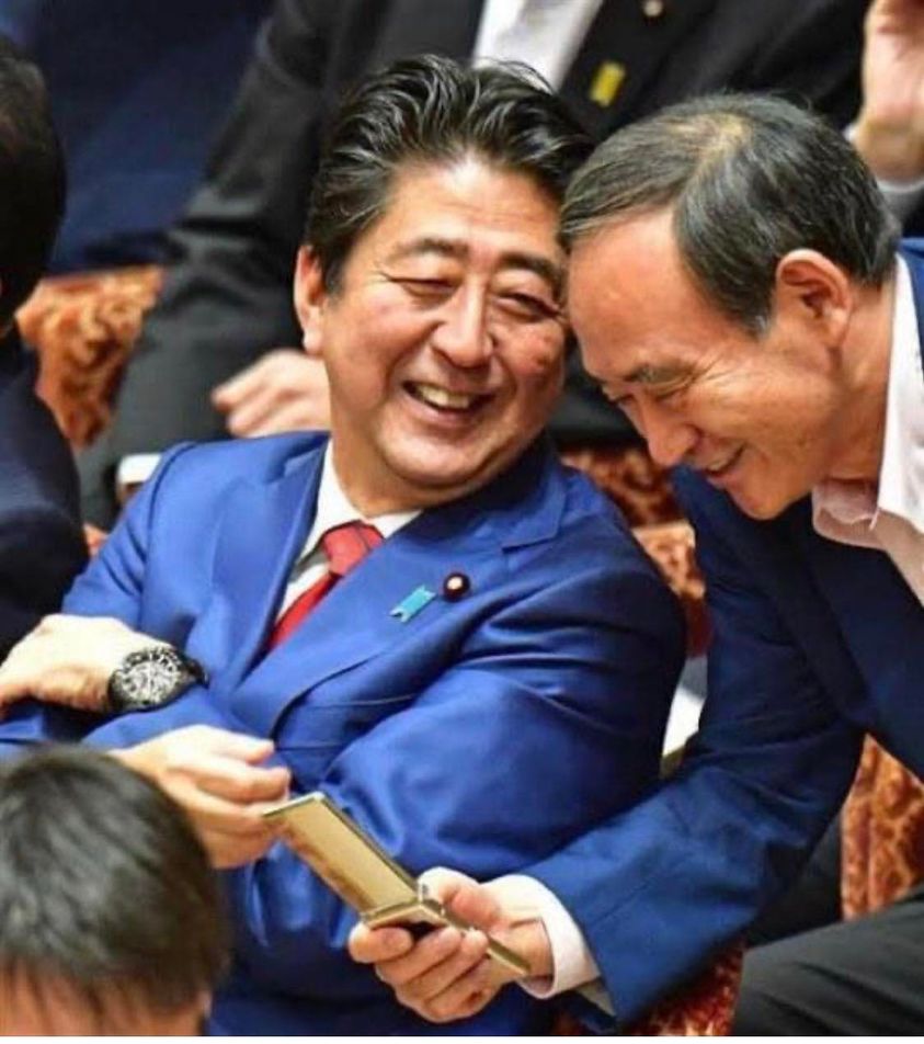 安倍和菅義偉的故事