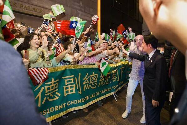 2024年大選是台灣的賴清德與中國代理人對決