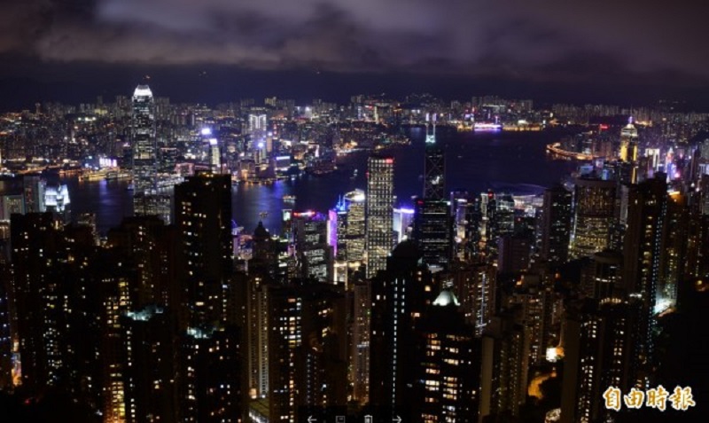 從公共屋邨看香港由盛轉衰