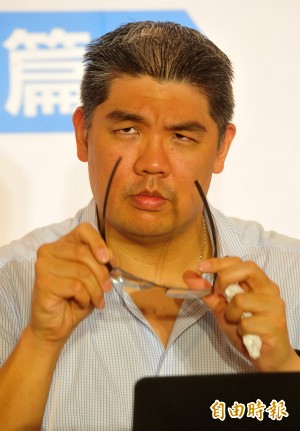  不開心的勝文咆哮什麼？