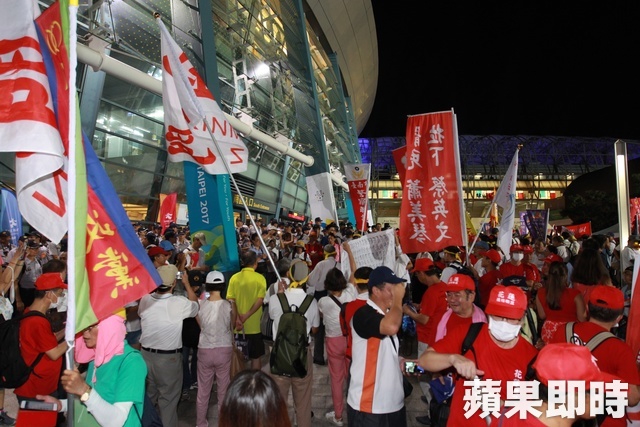 這些認同中國者的抗爭，若適用中國法律…